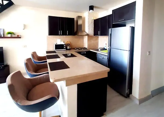 Apartment Designer Loft Mit Grandiosem Meerblick Am Roten