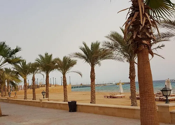 Designer Loft Mit Grandiosem Meerblick Am Roten Apartment Hurghada