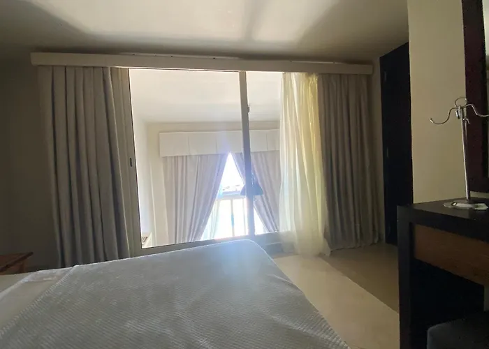Designer Loft Mit Grandiosem Meerblick Am Roten Apartment Hurghada
