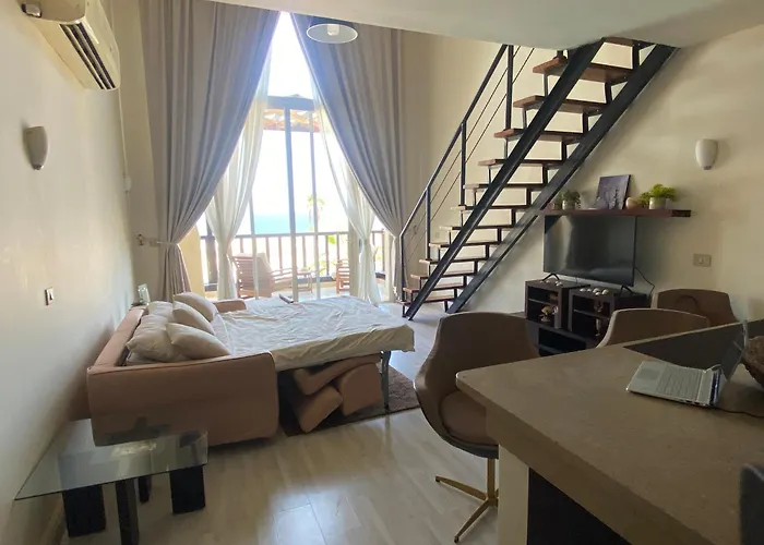 Designer Loft Mit Grandiosem Meerblick Am Roten Apartment